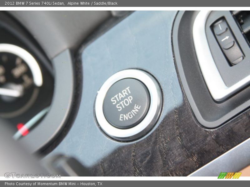 Controls of 2012 7 Series 740Li Sedan