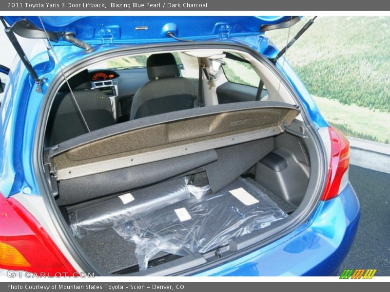  2011 Yaris 3 Door Liftback Trunk