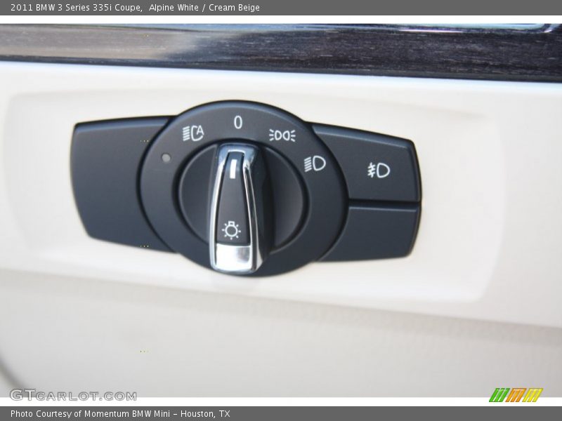 Controls of 2011 3 Series 335i Coupe