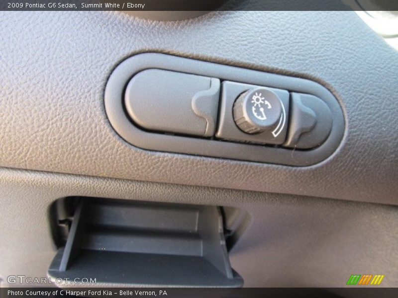 Summit White / Ebony 2009 Pontiac G6 Sedan