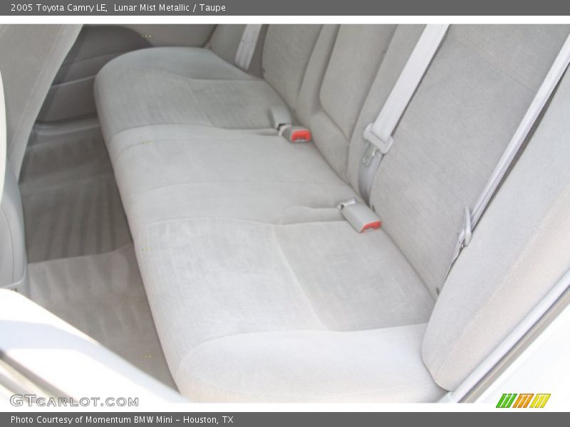 Lunar Mist Metallic / Taupe 2005 Toyota Camry LE