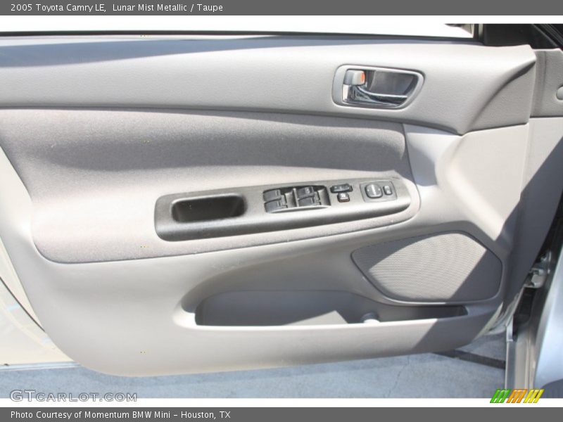 Lunar Mist Metallic / Taupe 2005 Toyota Camry LE
