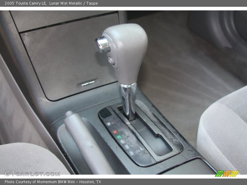 Lunar Mist Metallic / Taupe 2005 Toyota Camry LE