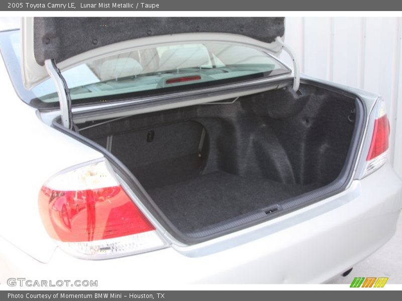 Lunar Mist Metallic / Taupe 2005 Toyota Camry LE