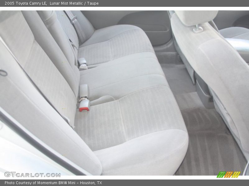 Lunar Mist Metallic / Taupe 2005 Toyota Camry LE