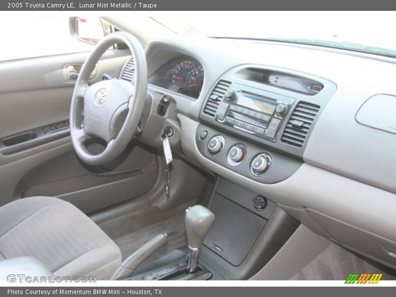 Lunar Mist Metallic / Taupe 2005 Toyota Camry LE