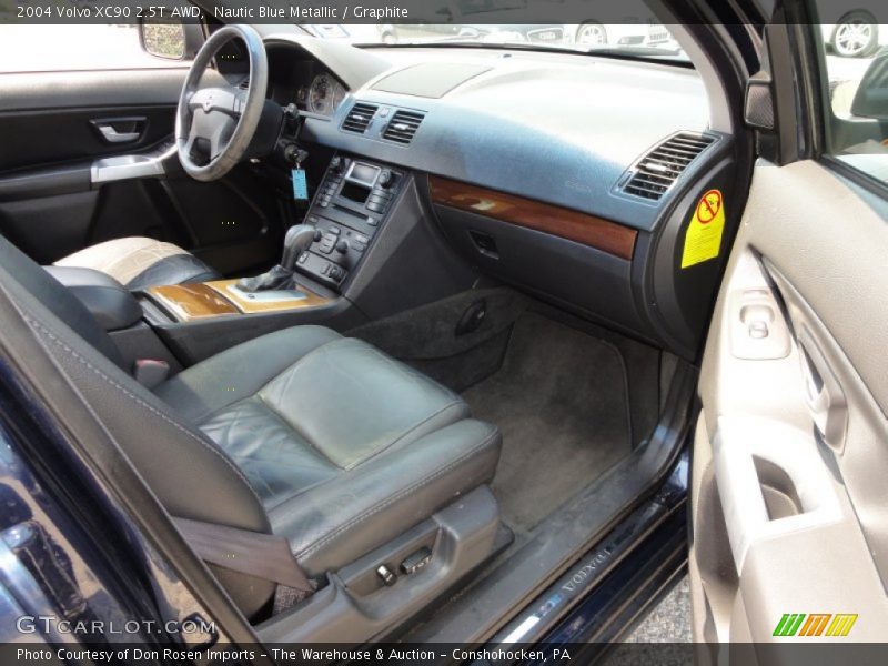 Nautic Blue Metallic / Graphite 2004 Volvo XC90 2.5T AWD
