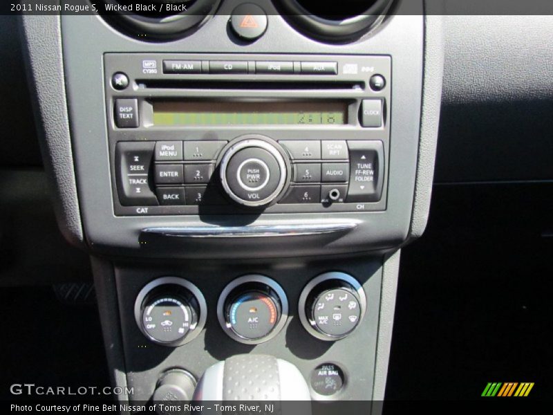 Wicked Black / Black 2011 Nissan Rogue S