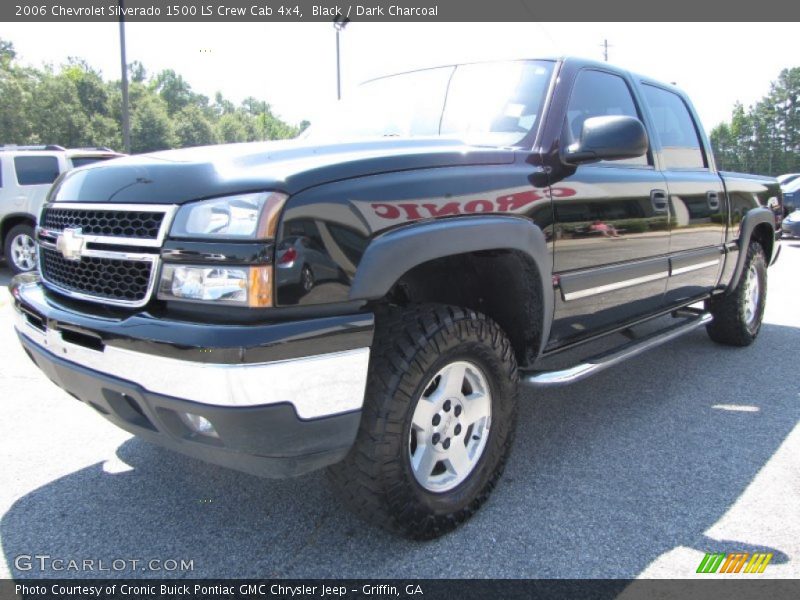 Black / Dark Charcoal 2006 Chevrolet Silverado 1500 LS Crew Cab 4x4