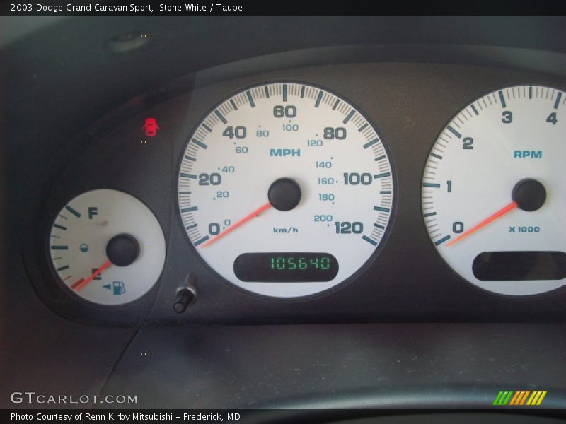 Stone White / Taupe 2003 Dodge Grand Caravan Sport