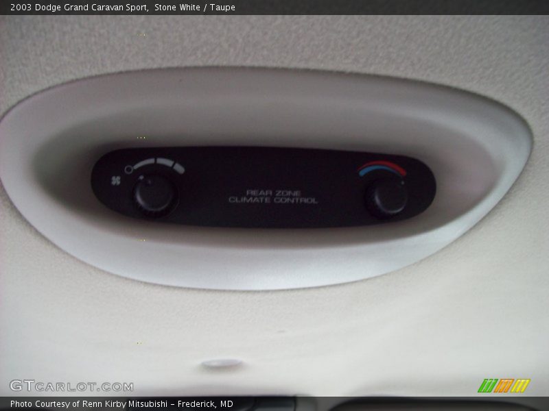 Stone White / Taupe 2003 Dodge Grand Caravan Sport