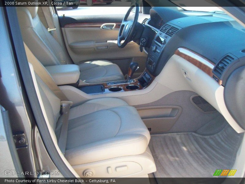 Cocoa / Tan 2008 Saturn Outlook XR