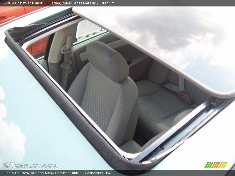 Silver Moss Metallic / Titanium 2009 Chevrolet Malibu LT Sedan
