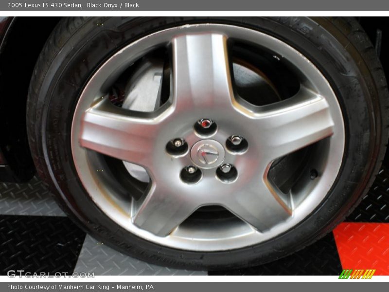 Black Onyx / Black 2005 Lexus LS 430 Sedan