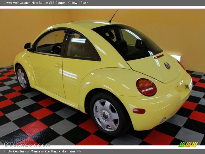 Yellow / Black 1999 Volkswagen New Beetle GLS Coupe