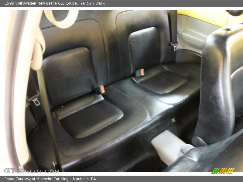 Yellow / Black 1999 Volkswagen New Beetle GLS Coupe