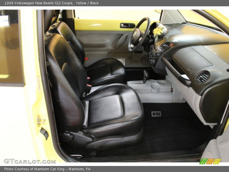 Yellow / Black 1999 Volkswagen New Beetle GLS Coupe