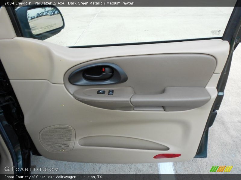 Dark Green Metallic / Medium Pewter 2004 Chevrolet TrailBlazer LS 4x4