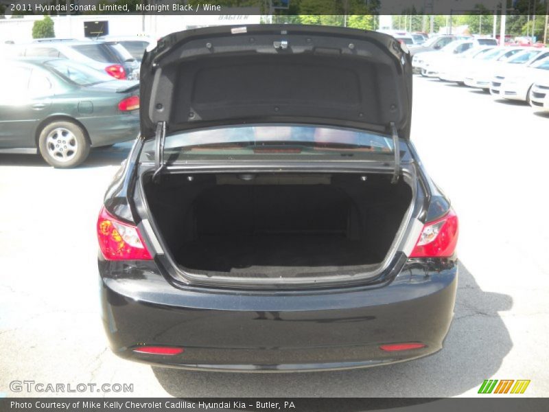 Midnight Black / Wine 2011 Hyundai Sonata Limited