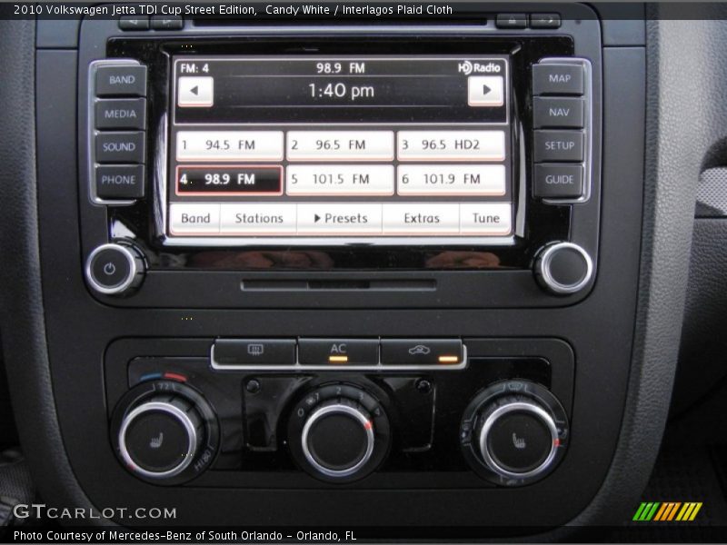 Audio System of 2010 Jetta TDI Cup Street Edition