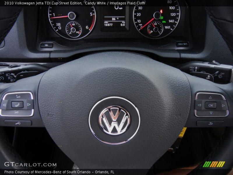 Candy White / Interlagos Plaid Cloth 2010 Volkswagen Jetta TDI Cup Street Edition