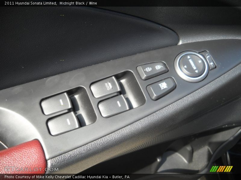Midnight Black / Wine 2011 Hyundai Sonata Limited