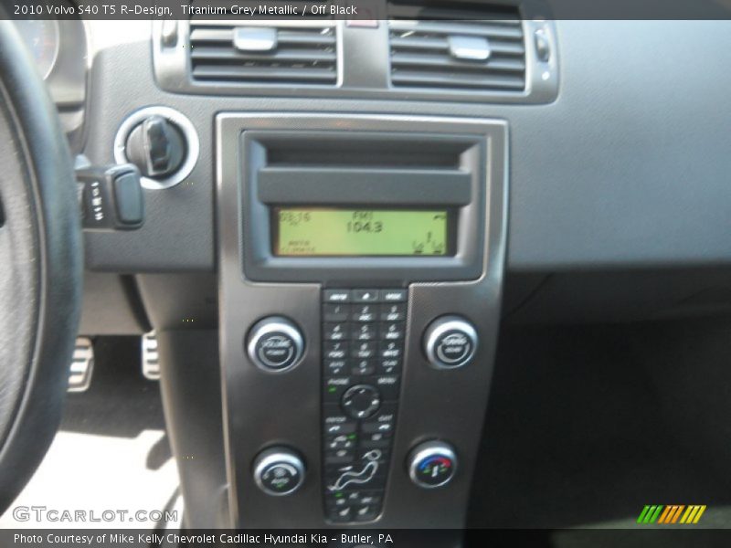 Titanium Grey Metallic / Off Black 2010 Volvo S40 T5 R-Design