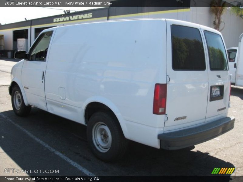 Ivory White / Medium Gray 2000 Chevrolet Astro Cargo Van