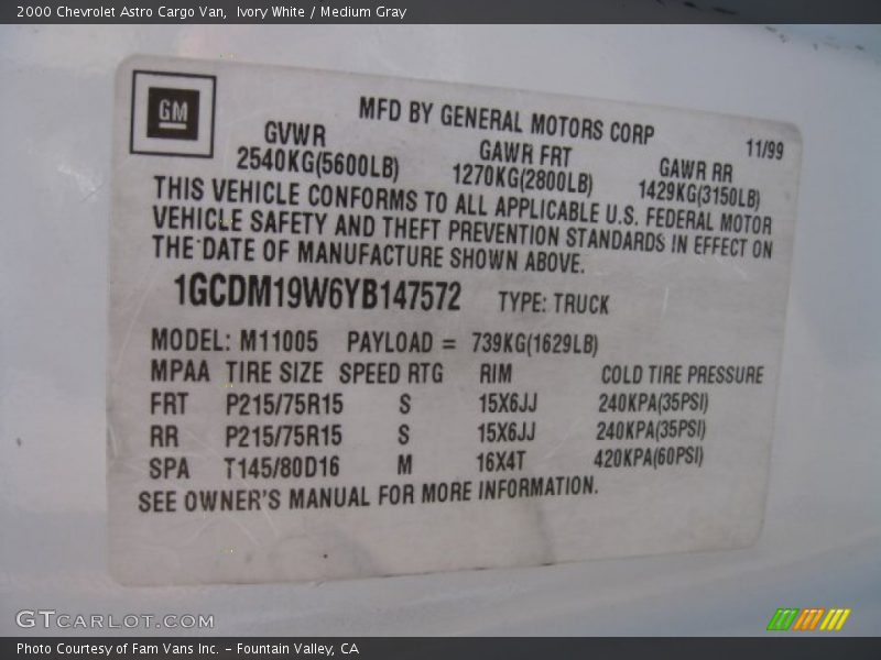 Ivory White / Medium Gray 2000 Chevrolet Astro Cargo Van