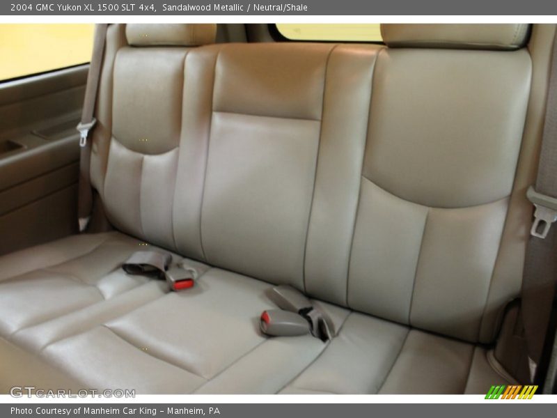 Sandalwood Metallic / Neutral/Shale 2004 GMC Yukon XL 1500 SLT 4x4