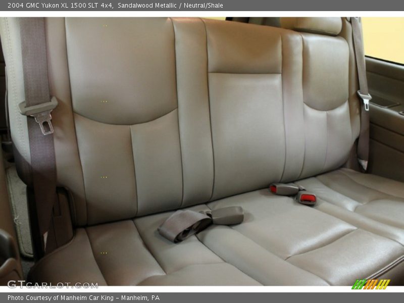 Sandalwood Metallic / Neutral/Shale 2004 GMC Yukon XL 1500 SLT 4x4