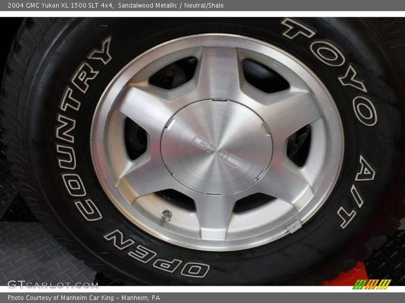  2004 Yukon XL 1500 SLT 4x4 Wheel