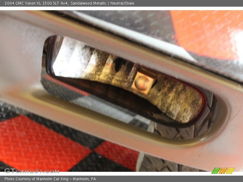 Sandalwood Metallic / Neutral/Shale 2004 GMC Yukon XL 1500 SLT 4x4