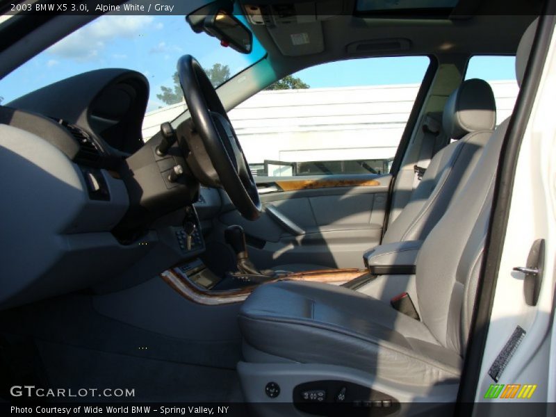 Alpine White / Gray 2003 BMW X5 3.0i
