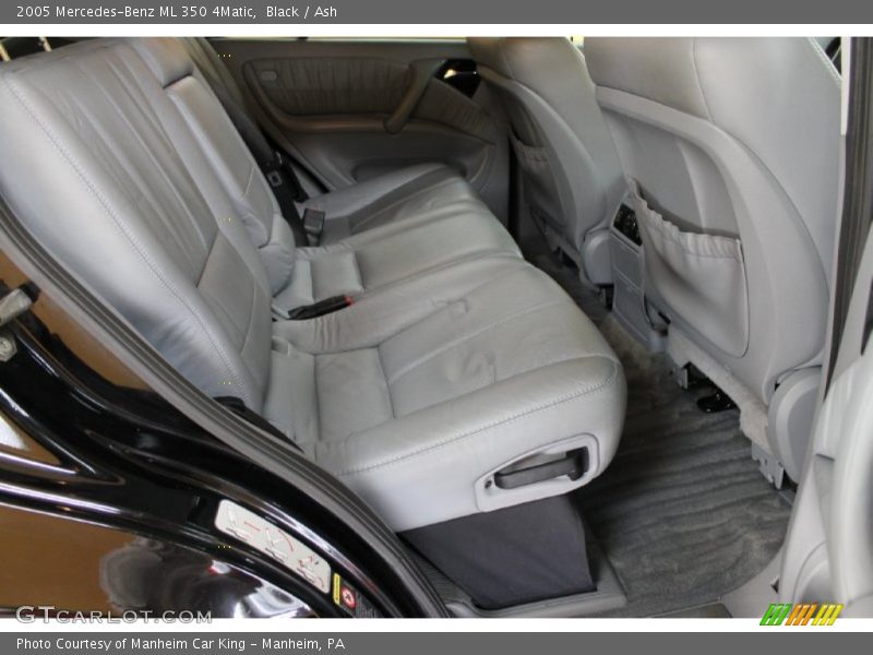 Black / Ash 2005 Mercedes-Benz ML 350 4Matic