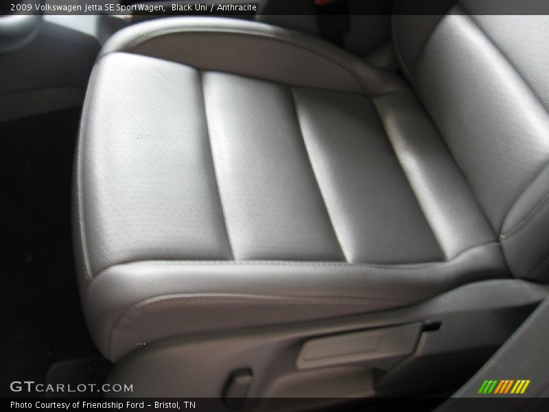Black Uni / Anthracite 2009 Volkswagen Jetta SE SportWagen