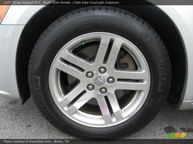 Bright Silver Metallic / Dark Slate Gray/Light Graystone 2005 Dodge Magnum R/T