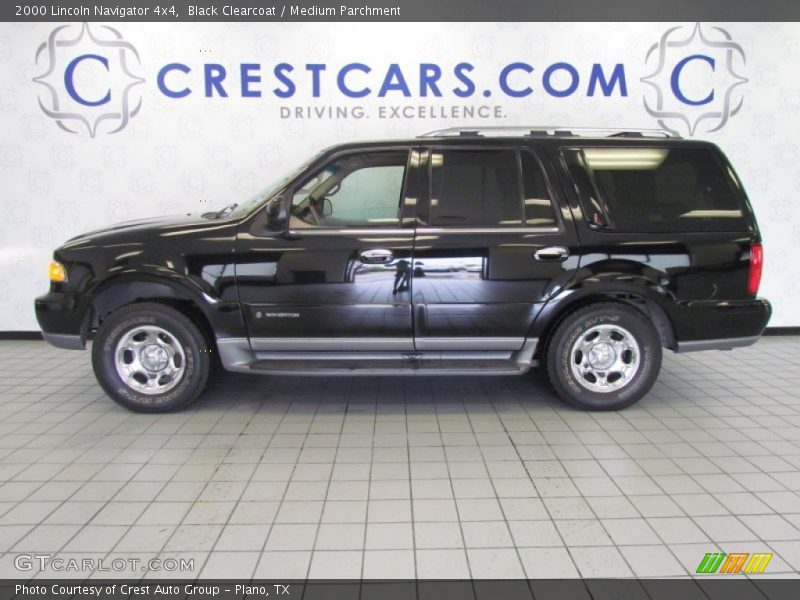 Black Clearcoat / Medium Parchment 2000 Lincoln Navigator 4x4