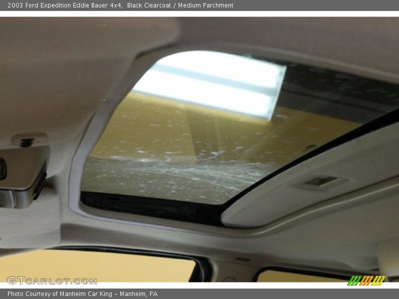 Black Clearcoat / Medium Parchment 2003 Ford Expedition Eddie Bauer 4x4