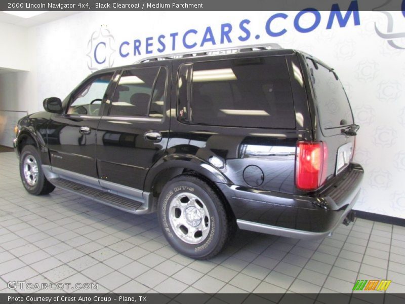 Black Clearcoat / Medium Parchment 2000 Lincoln Navigator 4x4
