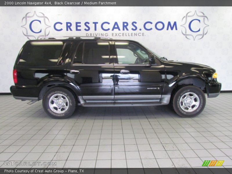 Black Clearcoat / Medium Parchment 2000 Lincoln Navigator 4x4
