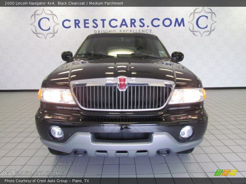 Black Clearcoat / Medium Parchment 2000 Lincoln Navigator 4x4
