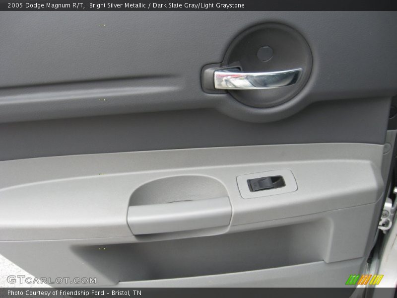 Bright Silver Metallic / Dark Slate Gray/Light Graystone 2005 Dodge Magnum R/T