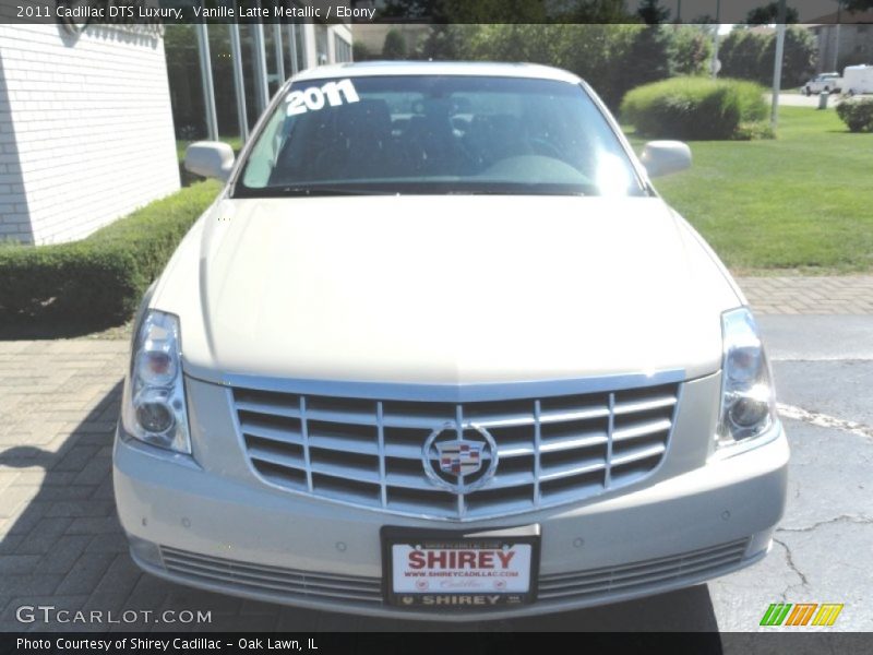 Vanille Latte Metallic / Ebony 2011 Cadillac DTS Luxury