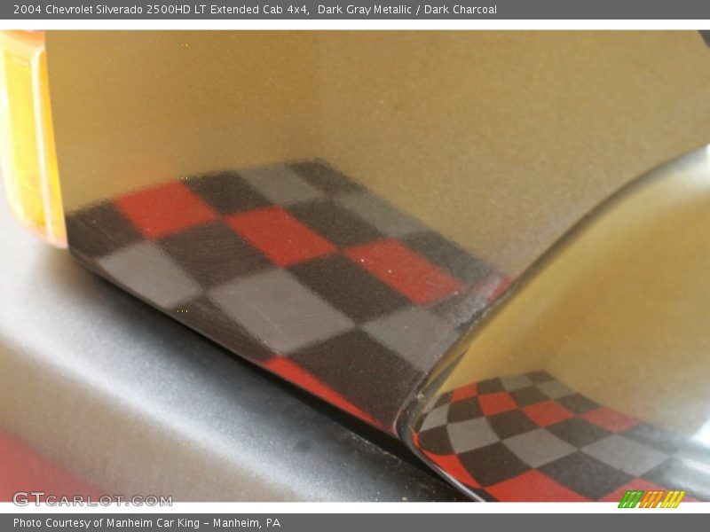 Dark Gray Metallic / Dark Charcoal 2004 Chevrolet Silverado 2500HD LT Extended Cab 4x4