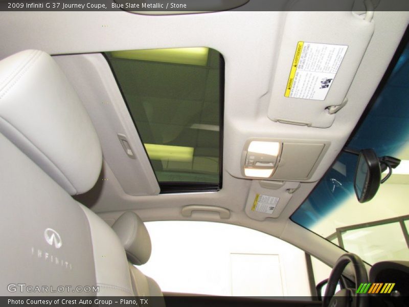 Sunroof of 2009 G 37 Journey Coupe