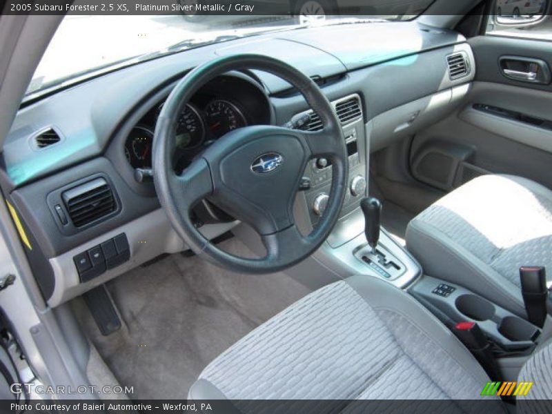  2005 Forester 2.5 XS Gray Interior