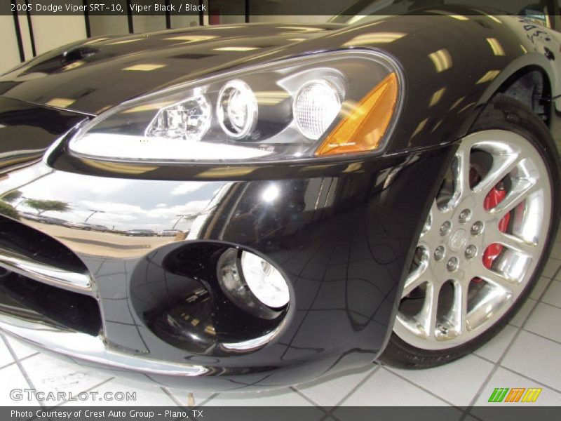 Viper Black / Black 2005 Dodge Viper SRT-10