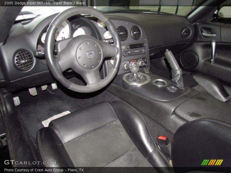 Black Interior - 2005 Viper SRT-10 
