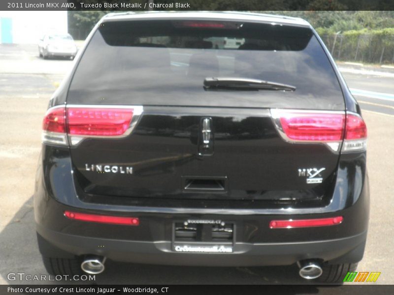 Tuxedo Black Metallic / Charcoal Black 2011 Lincoln MKX AWD